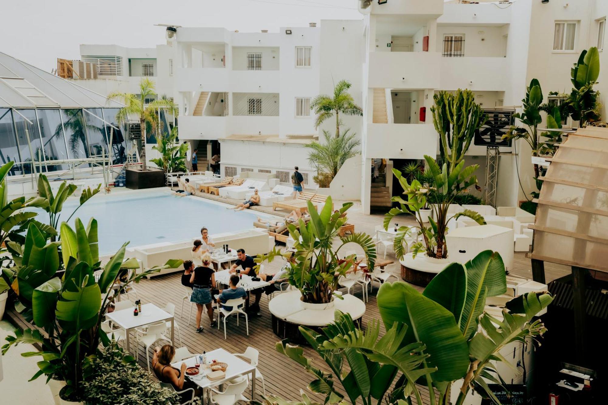 Apartamentos Bora Bora - Adults Only Playa d'en Bossa Exterior foto